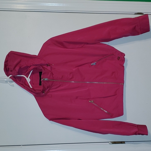 Coach women's XS hot pink waist style hooded windbreaker rain style jack…